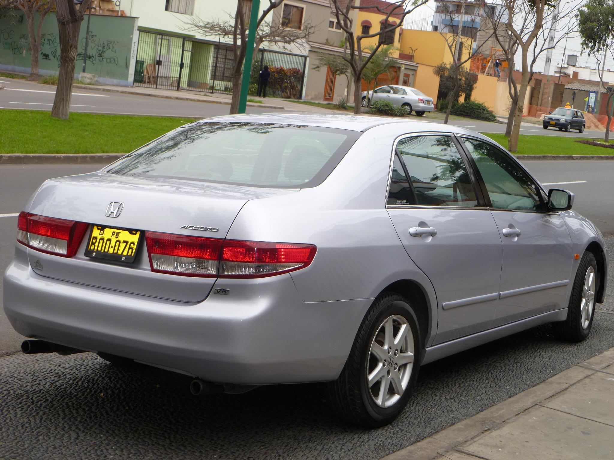 What were they thinking when they redesigned the Accord for 2006